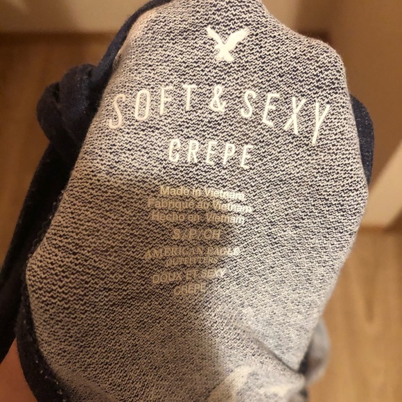 American eagle off the shoulder top - Picture 3 of 3